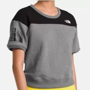 NWT•The North Face Womens short sleeve crewneck sweatshirt w/Logo•Grey/Black•M